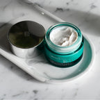 Moisturizing Renewal Day Cream / SPF 30 Broad Spectrum UVA & UVB Sunscreen